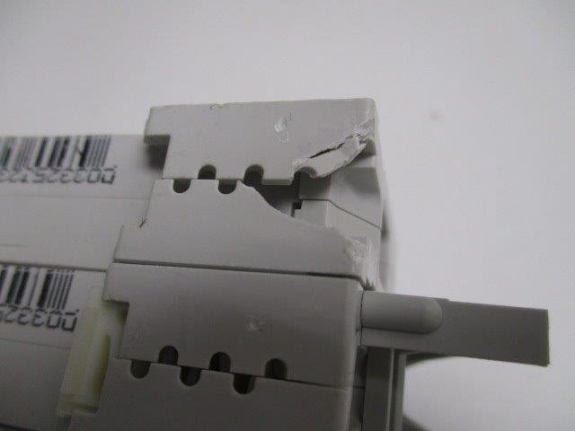 SIEMENS 5SJ4303-8HG42 CIRCUIT BREAKER 3A (AS PICTURED)  UNMP