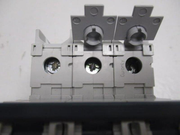 SIEMENS 5SJ4318-7HG41 CIRCUIT BREAKER 15A  UNMP