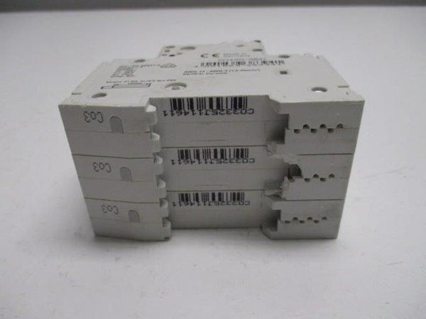 SIEMENS 5SJ4303-7HG42 CIRCUIT BREAKER 3A (AS PICTURED)  UNMP