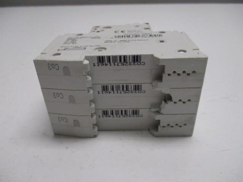 SIEMENS 5SJ4303-7HG42 CIRCUIT BREAKER 3A (AS PICTURED)  UNMP