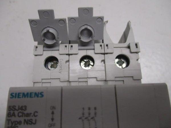 SIEMENS 5SJ4306-7HG42 CIRCUIT BREAKER 3A (AS PICTURED)  UNMP