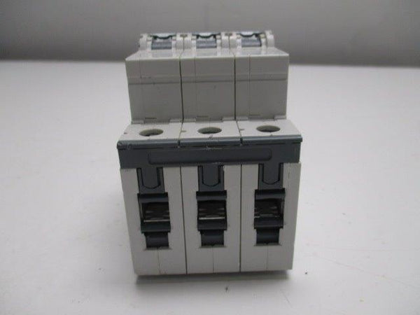 SIEMENS 5SY4303-8 CIRCUIT BREAKER 3A  NSNP