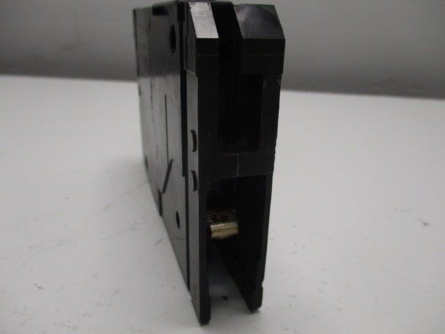 SIEMENS ED21B100 CIRCUIT BREAKER 100A  UNMP