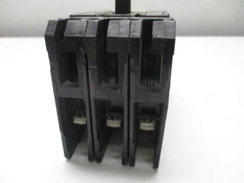 I.T.E. E23B015 CIRCUIT BREAKER 15A  UNMP