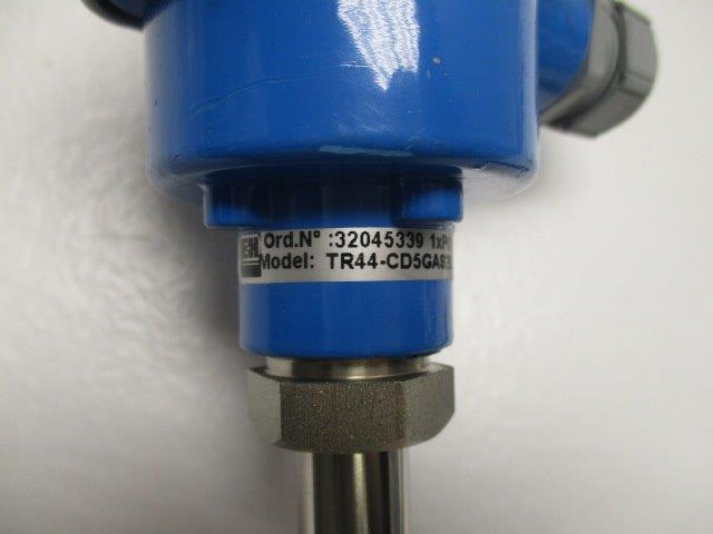 ENDRESS+HAUSER 32045339 TR44-CD5GAS2HA2000 TMT180-A1  NSNP