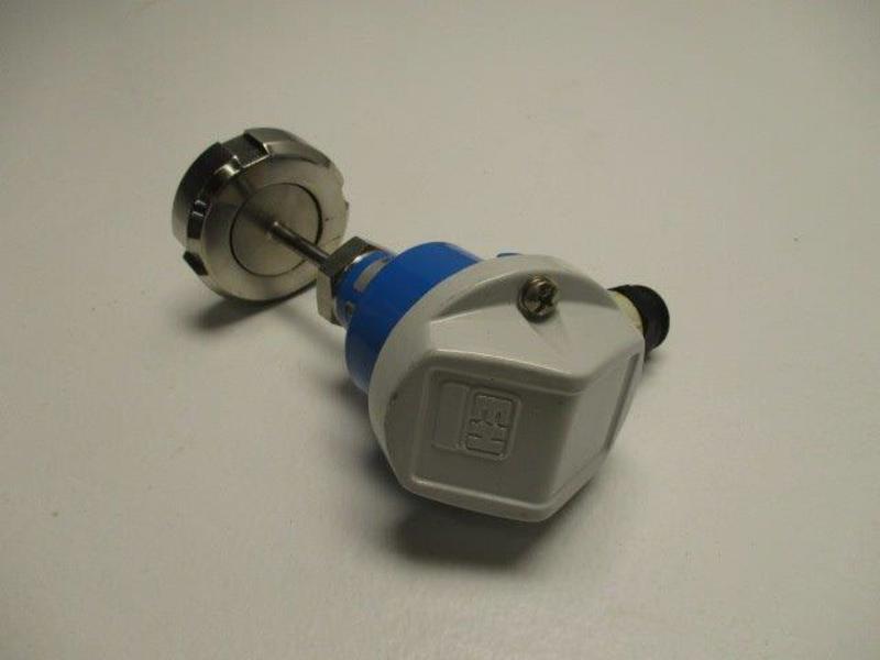 ENDRESS+HAUSER 43059876 TST44N-CD3ARA2BA1B TMT137-RB0  UNMP