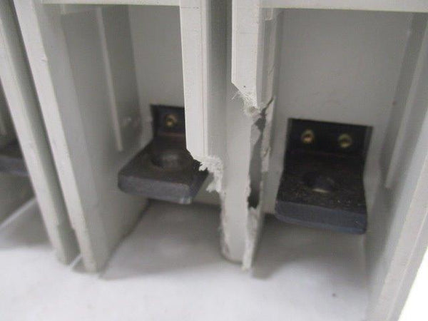 ABB AF09037714 CIRCUIT BREAKER 3A (AS PICTURED)  UNMP