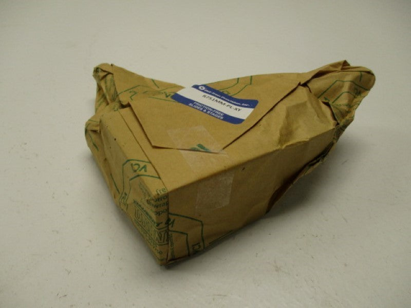DEL-TRON PRECISION R751MM-PL-XY  NSNP