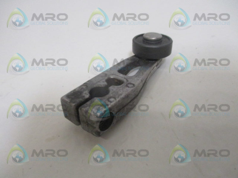 MICRO SWITCH LSZ51A LIMIT SWITCH ROLLER ARM  UNMP