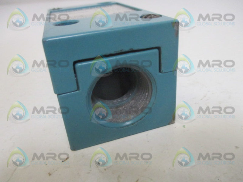 MICRO SWITCH LS2AB-1A LIMIT SWITCH    UNMP