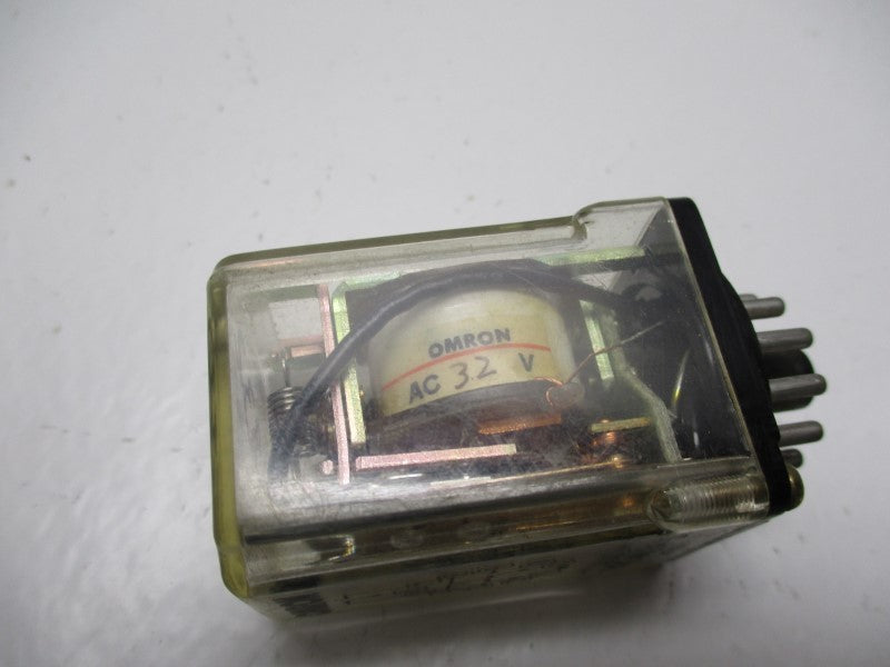OMRON MK3P-5 RELAY 32VAC UNMP