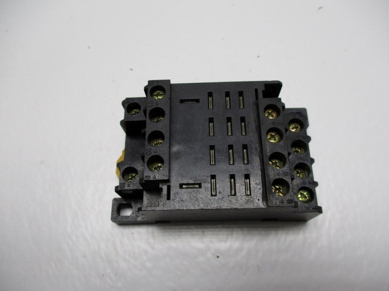 ALLEN BRADLEY 700-HN139 SER. A UNMP