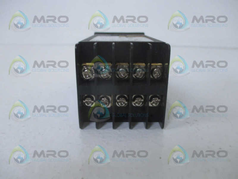 EXTECH 48VTRR3 TEMPERATURE CONTROLLER  UNMP