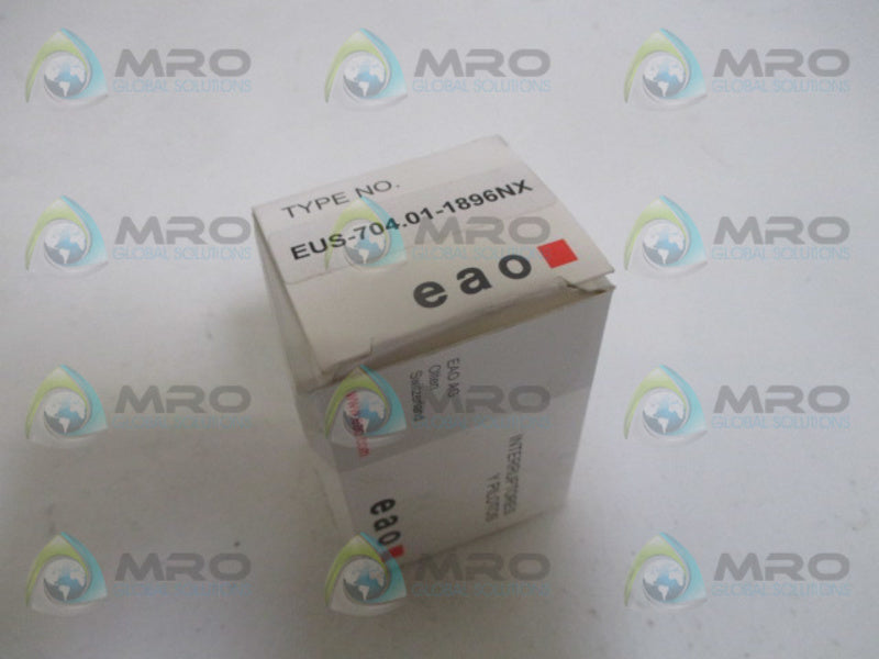 EAO EUS-704.01-1896NX BLUE PUSHBUTTON SWITCH  NSMP