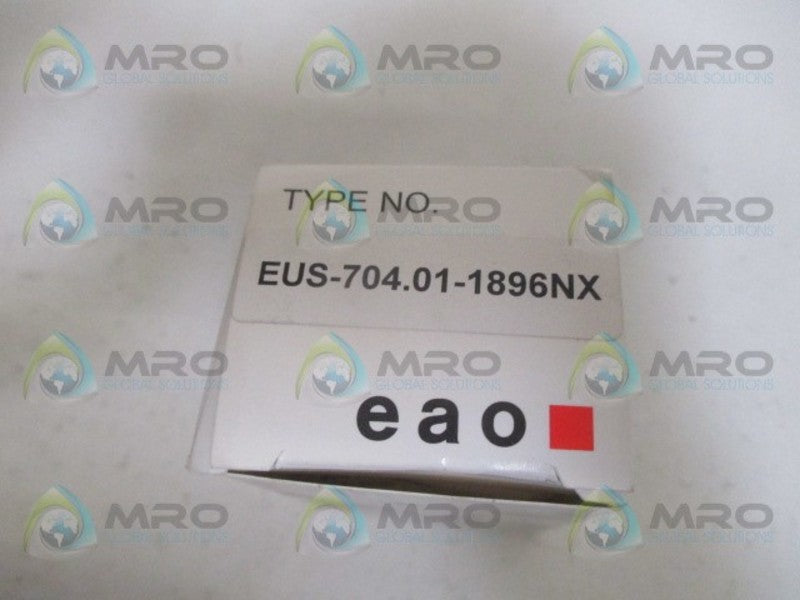 EAO EUS-704.01-1896NX BLUE PUSHBUTTON SWITCH  NSMP