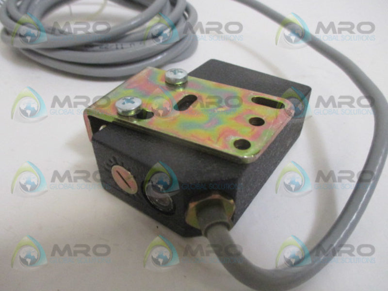 BALLUFF BOS-ET3-5-C15 PHOTOELECTRIC SENSOR  NSNP