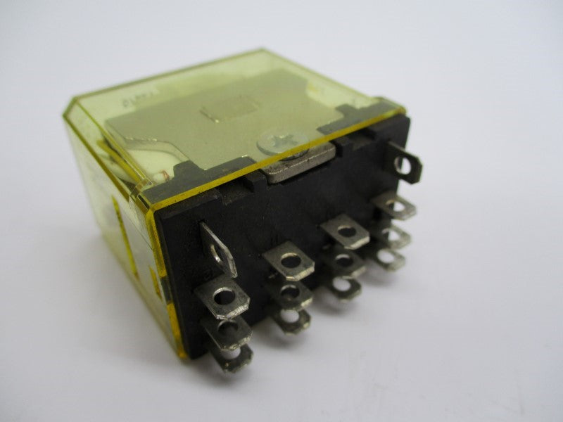 IDEC RH4B-UL 120VAC UNMP