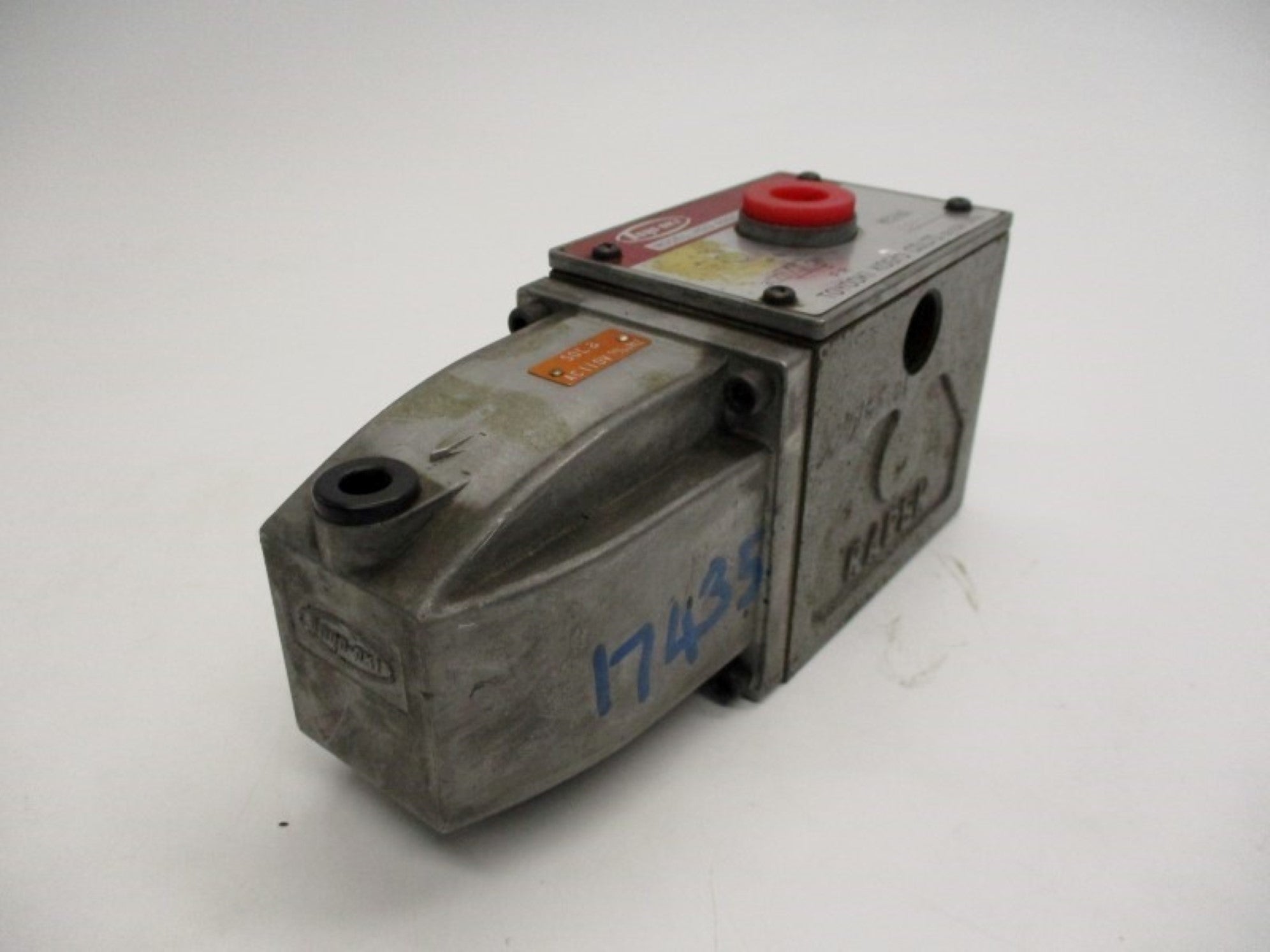 TOYOOKI KOGYO HD3-42SG-KCP-03A-910 UNMP