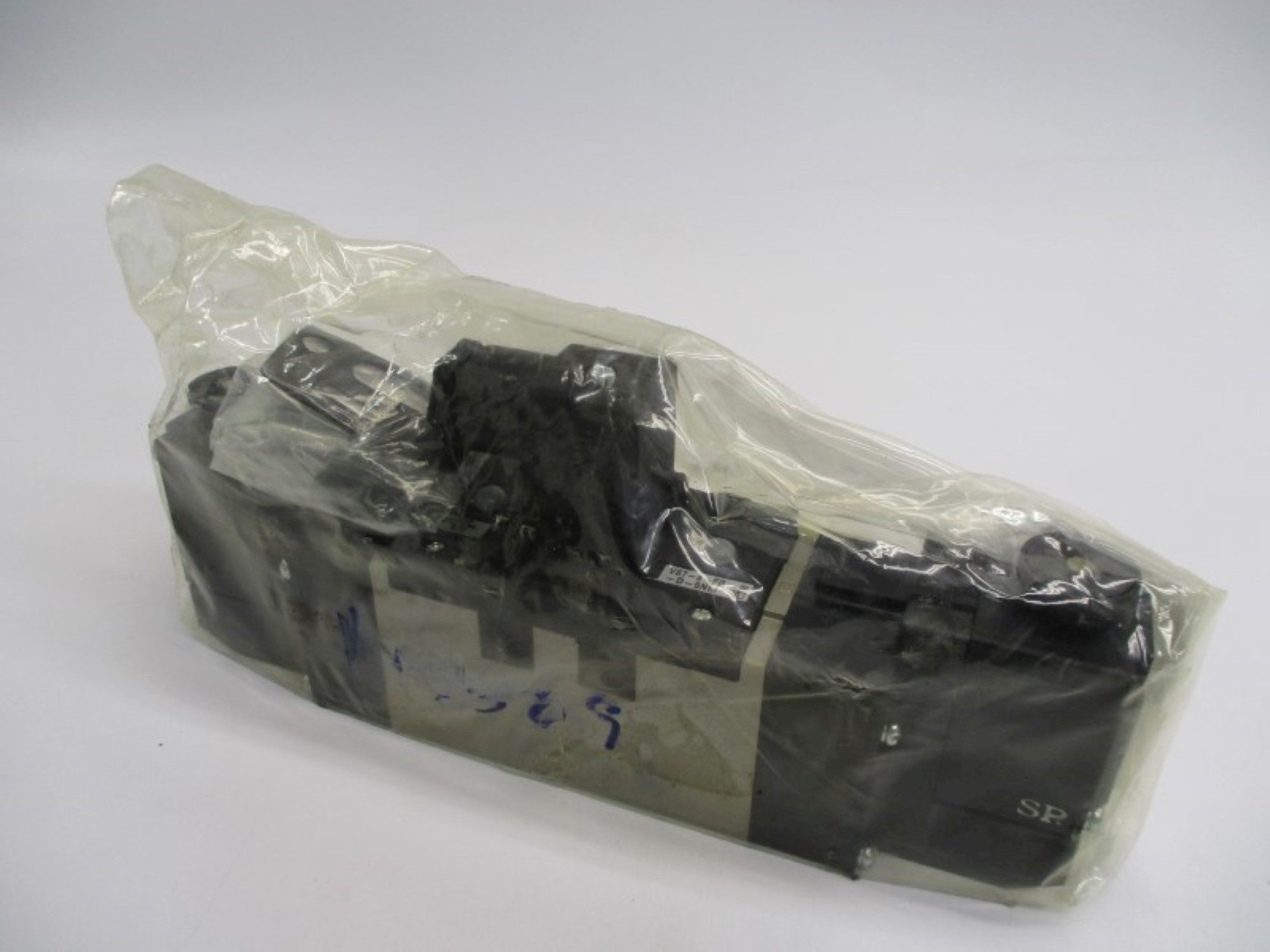 SMC VS7-8-FG-D-5NM 110VAC NSMP