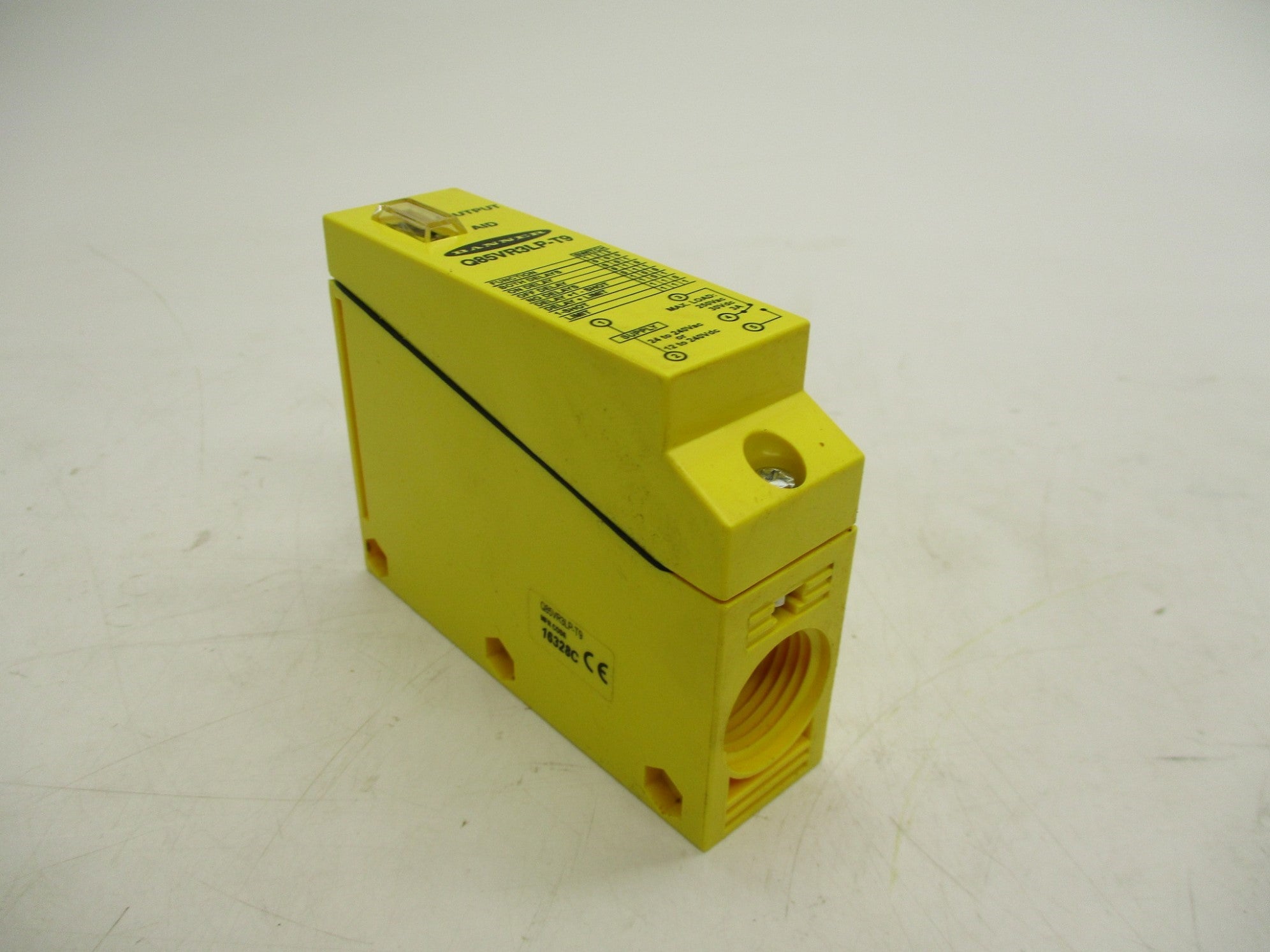 BANNER ENGINEERING Q85VR3LP-T9 250VAC 3A NSNP