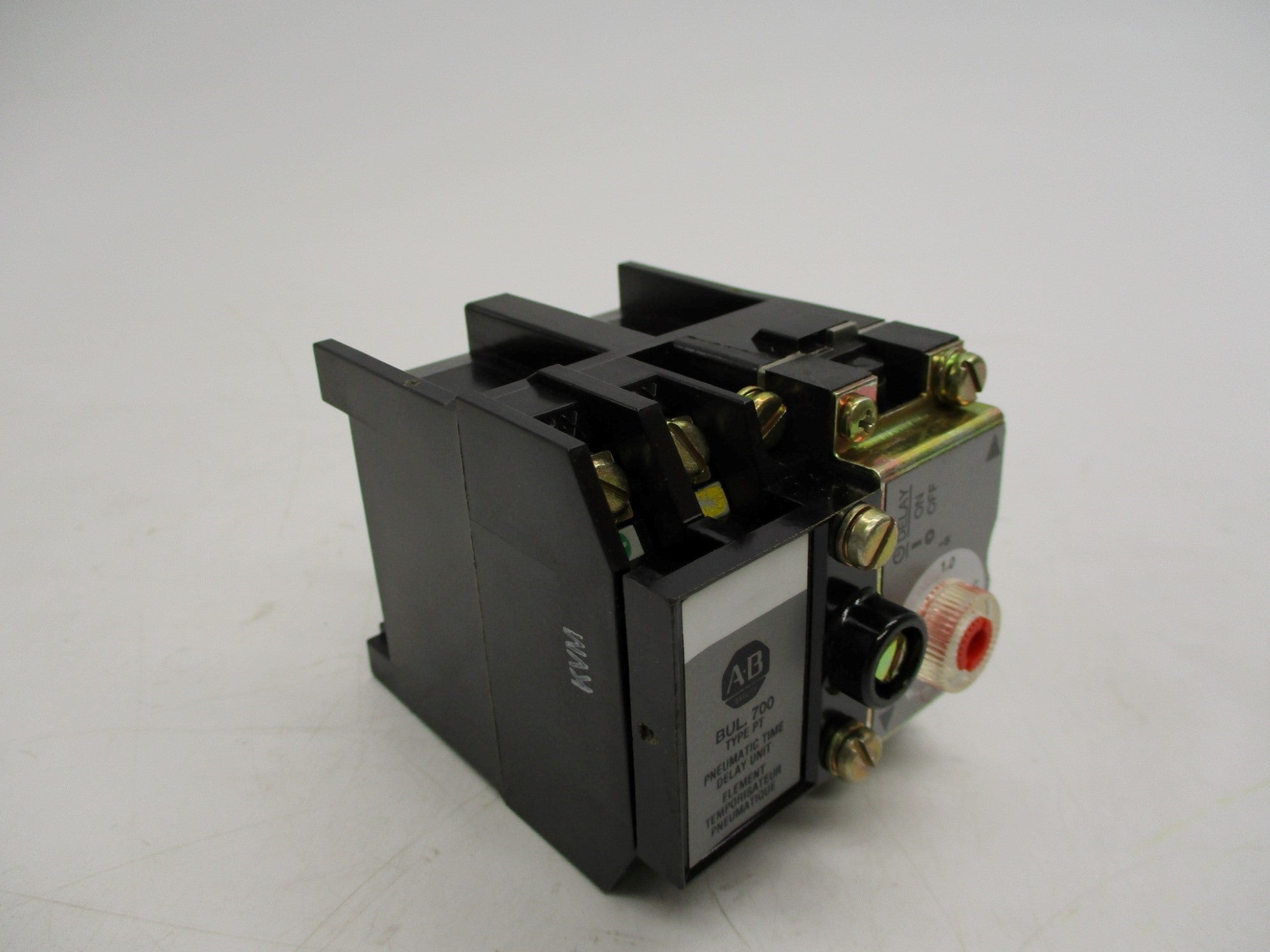 ALLEN BRADLEY 700-PT SER. B 0.1-60S (WH) NSMP