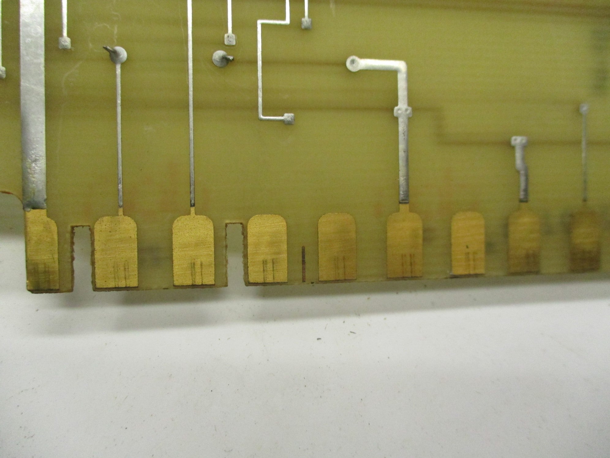 INDUSTRIAL SPARE PART 634303B (AS PICTURED)  UNMP