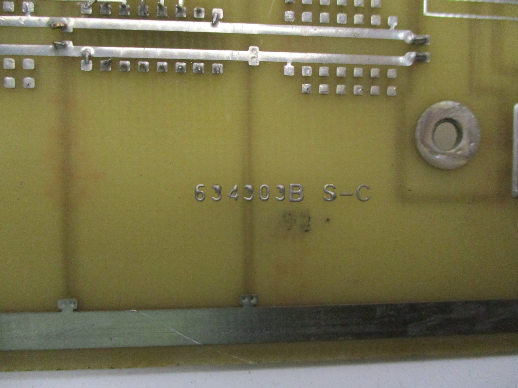 INDUSTRIAL SPARE PART 634303B (AS PICTURED)  UNMP