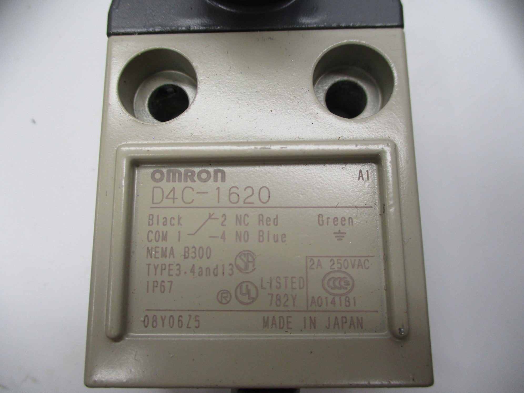 OMRON D4C-1620 250VAC 2A NSNP