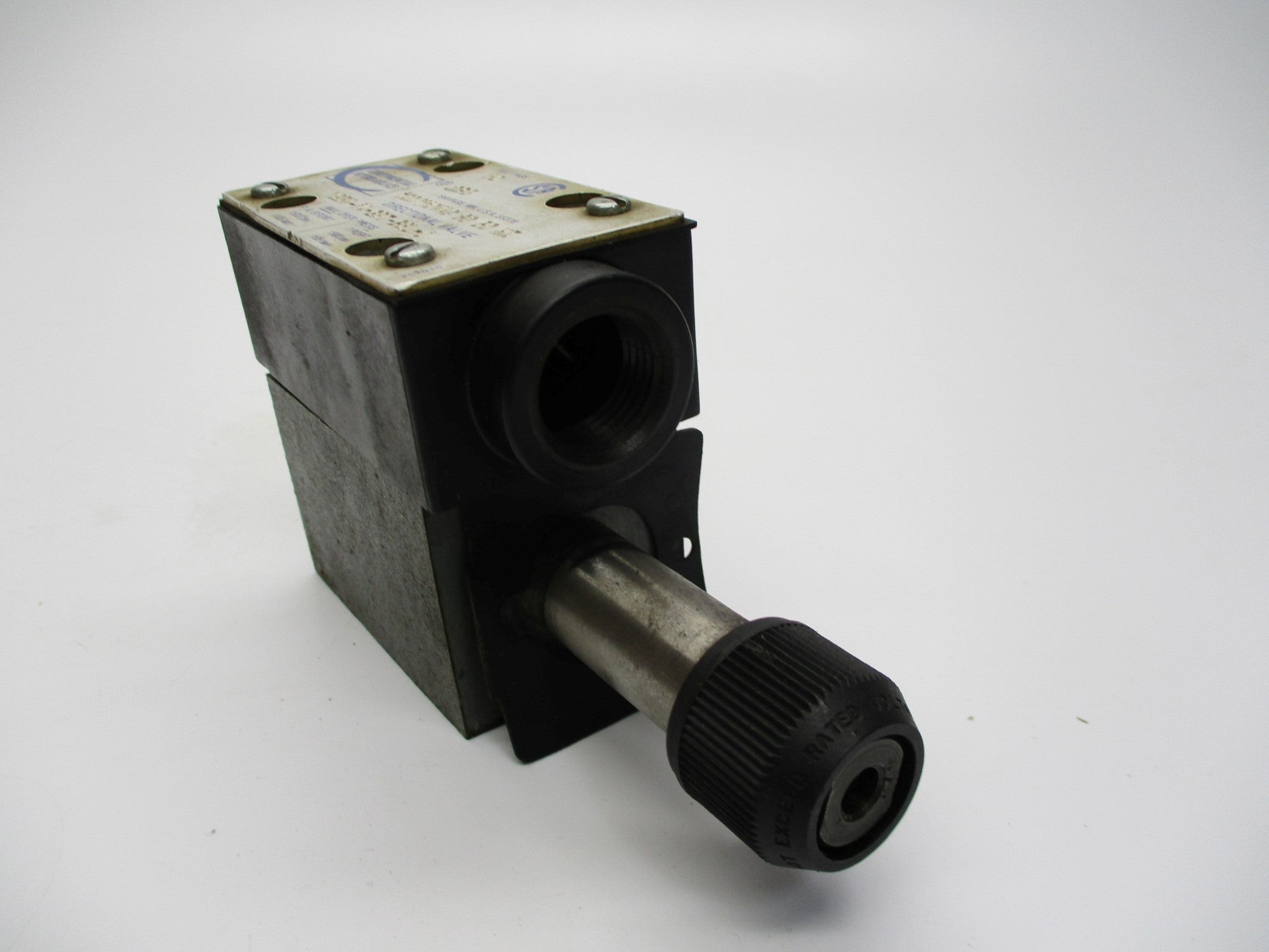 CONTINENTAL HYDRAULICS VS5M-1A-GBT-68L-J 120VAC (AS PICTURED) UNMP