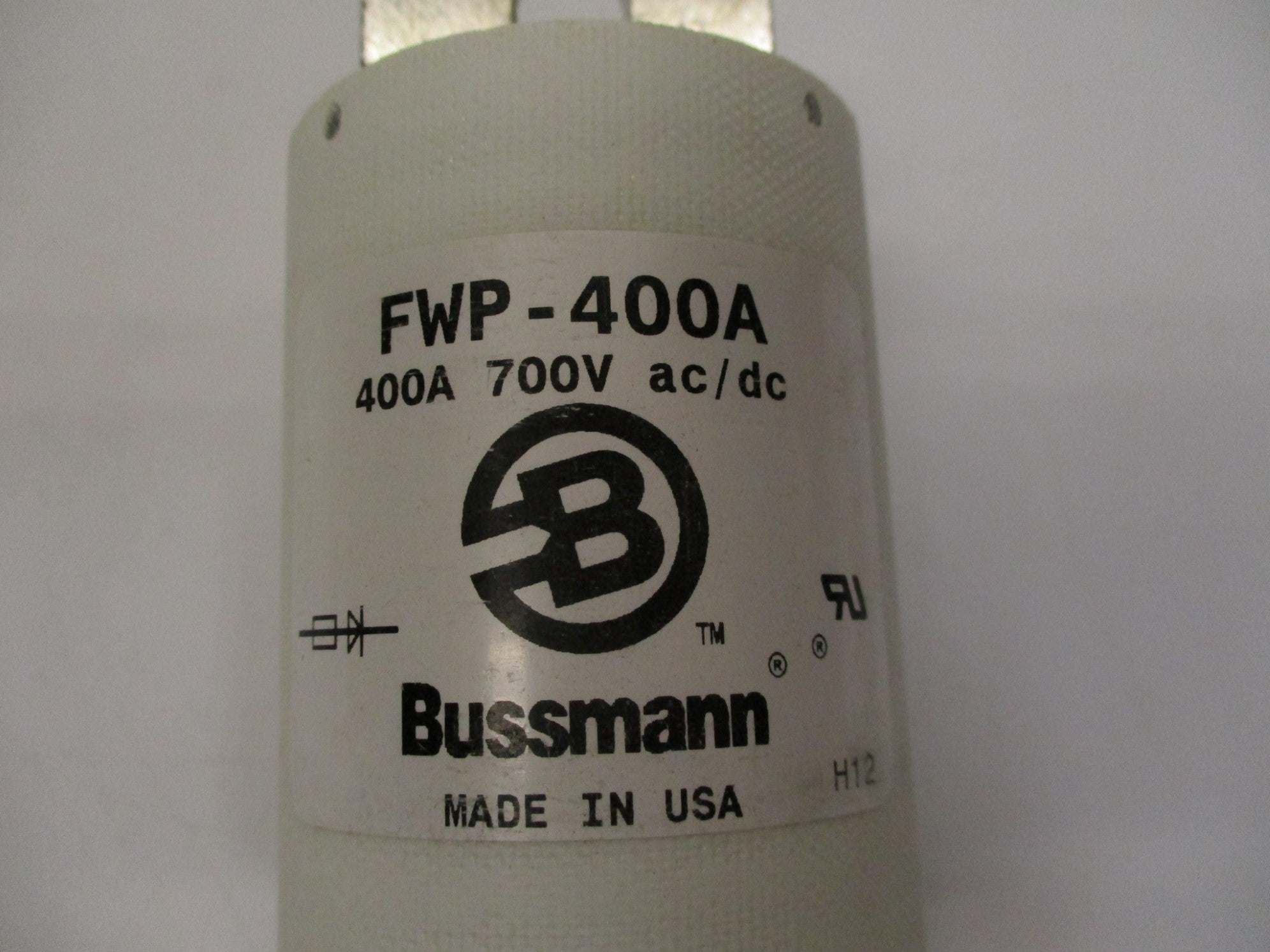 BUSSMAN FWP-400A 700VAC/DC 400A (WH/WH) NSMP