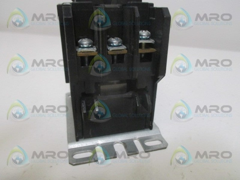 CUTLER HAMMER C25DND315 SER. D1 CONTACTOR 15A (NO COIL)  UNMP