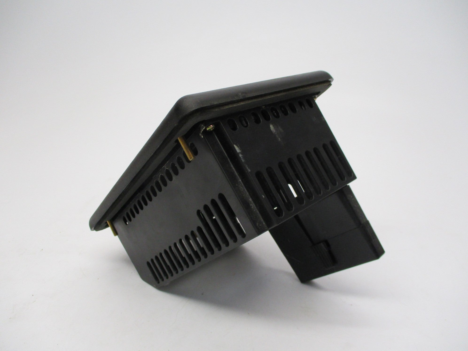 ALLEN BRADLEY 2711-K3A17L1 SER. A F/W 4.20 24VDC .42A UNMP