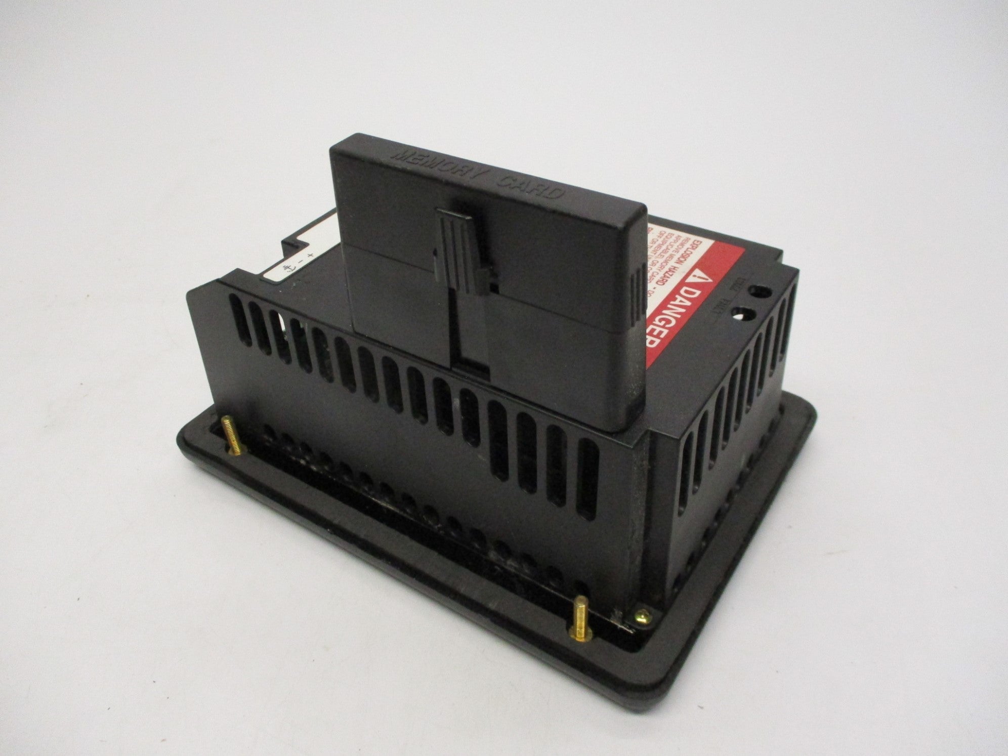 ALLEN BRADLEY 2711-K3A17L1 SER. A F/W 4.20 24VDC .42A UNMP