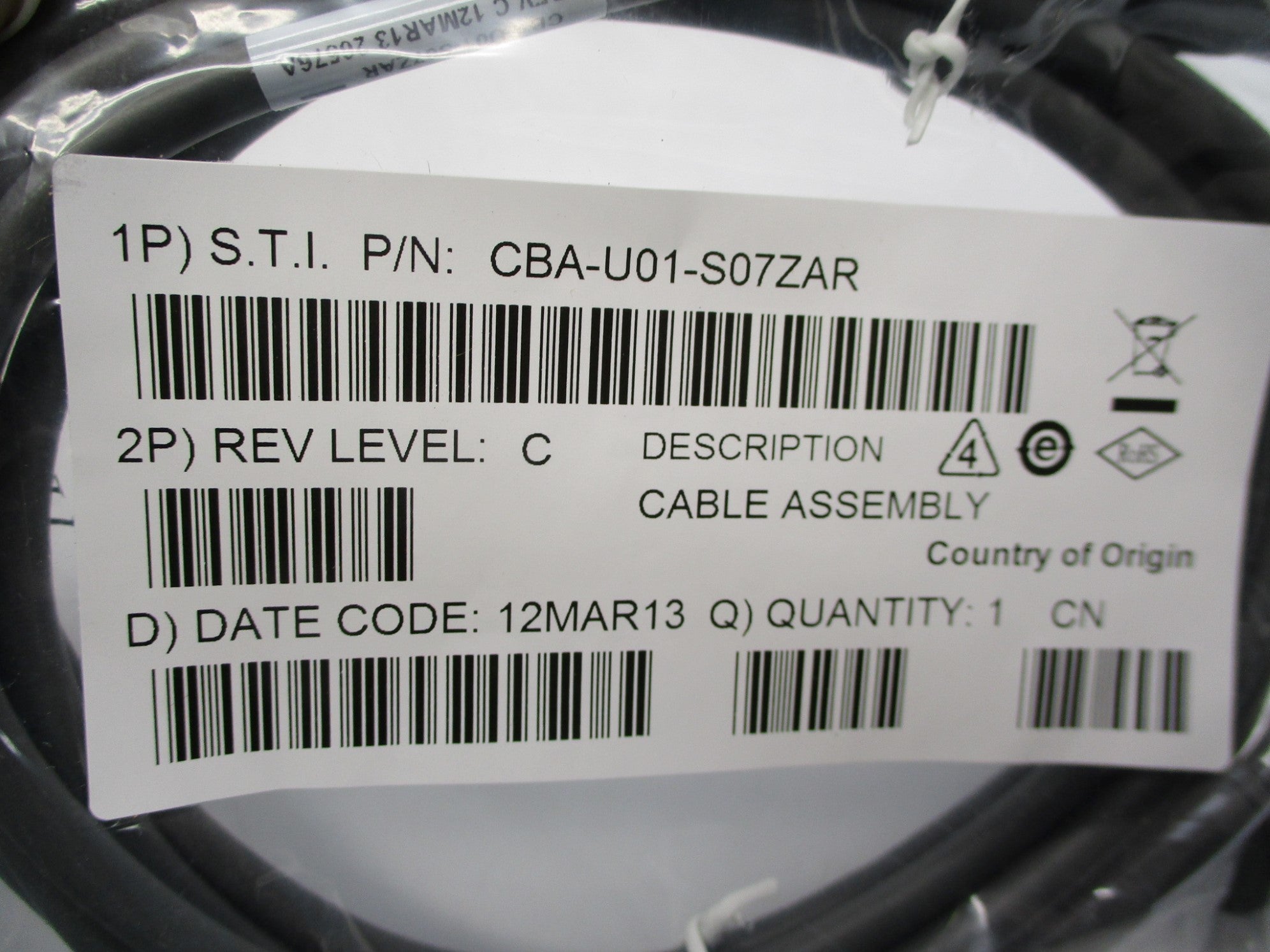 CONNECTOR CABLE CBA-U01-S07ZAR REV. C NSMP