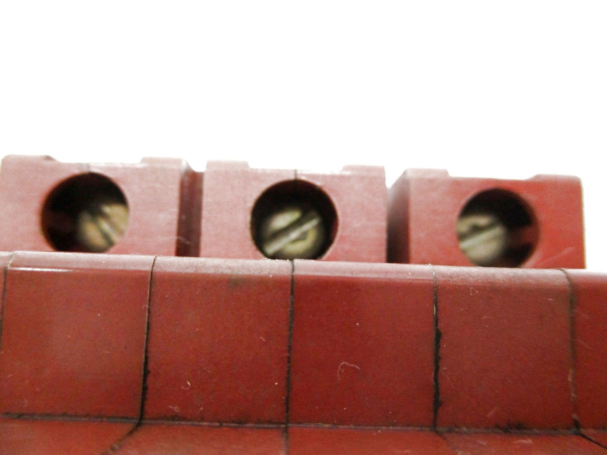 CLIPSAL 4CB306 6A 440V UNMP