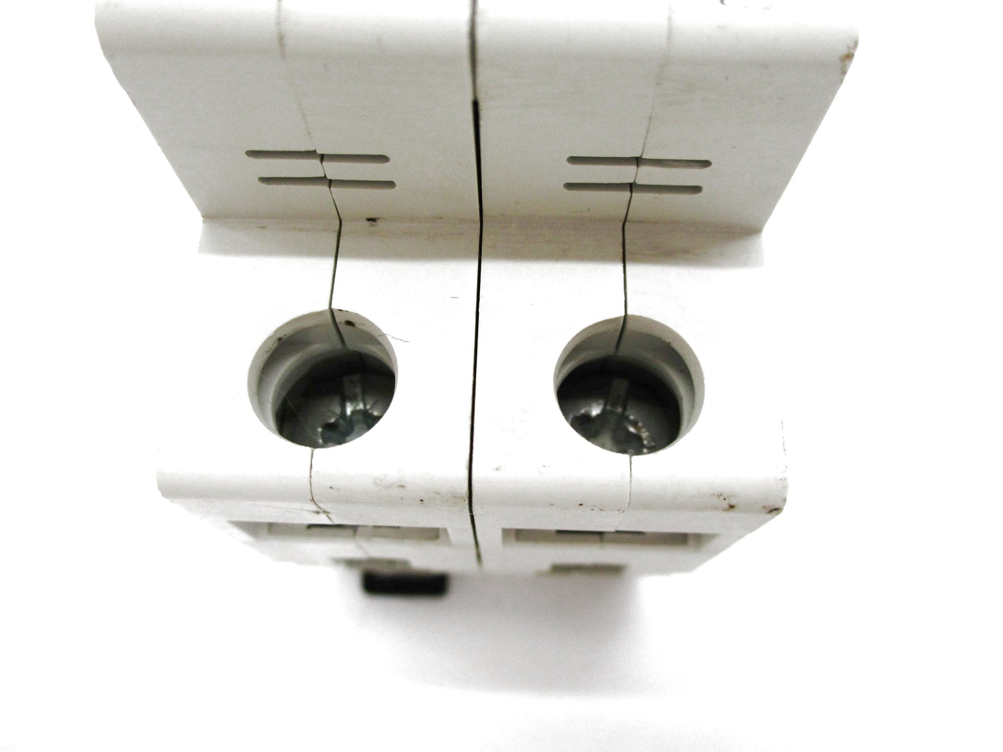 CLIPSAL 4CB225 25A 415V UNMP