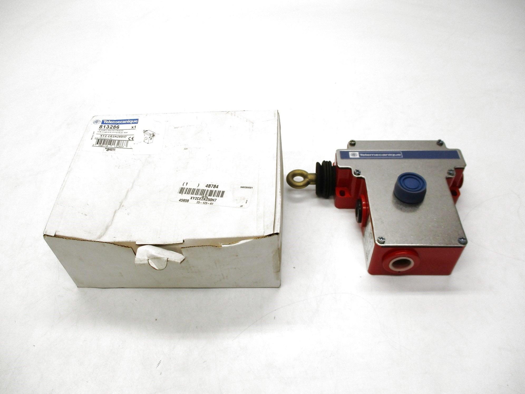 TELEMECANIQUE XY2CE2A250H7 NSMP