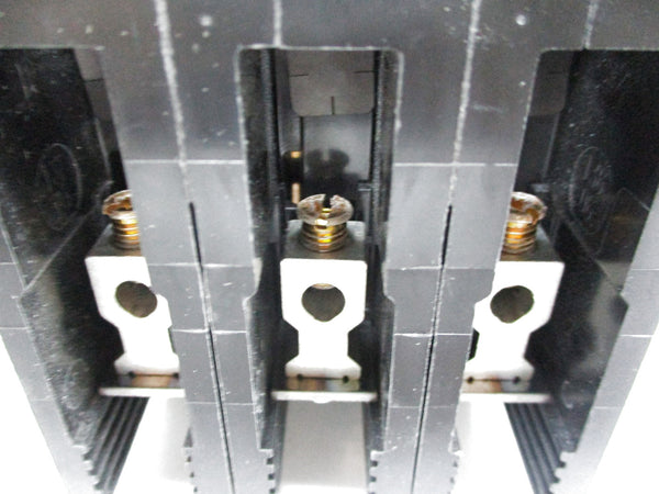 SQUARE D EDB36015 347V 15A NSNP