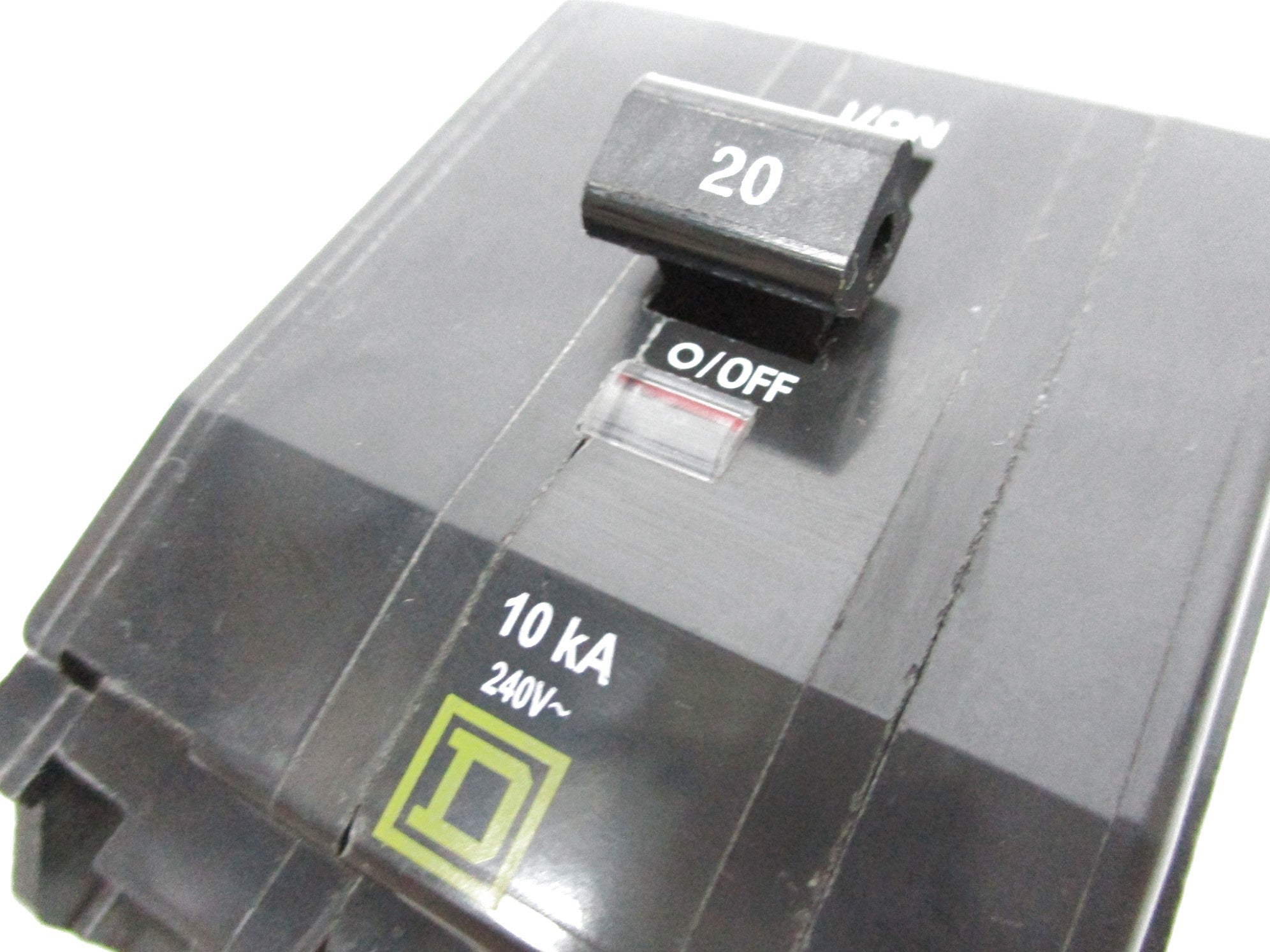 SQUARE D QOB320 240V 20A NSNP