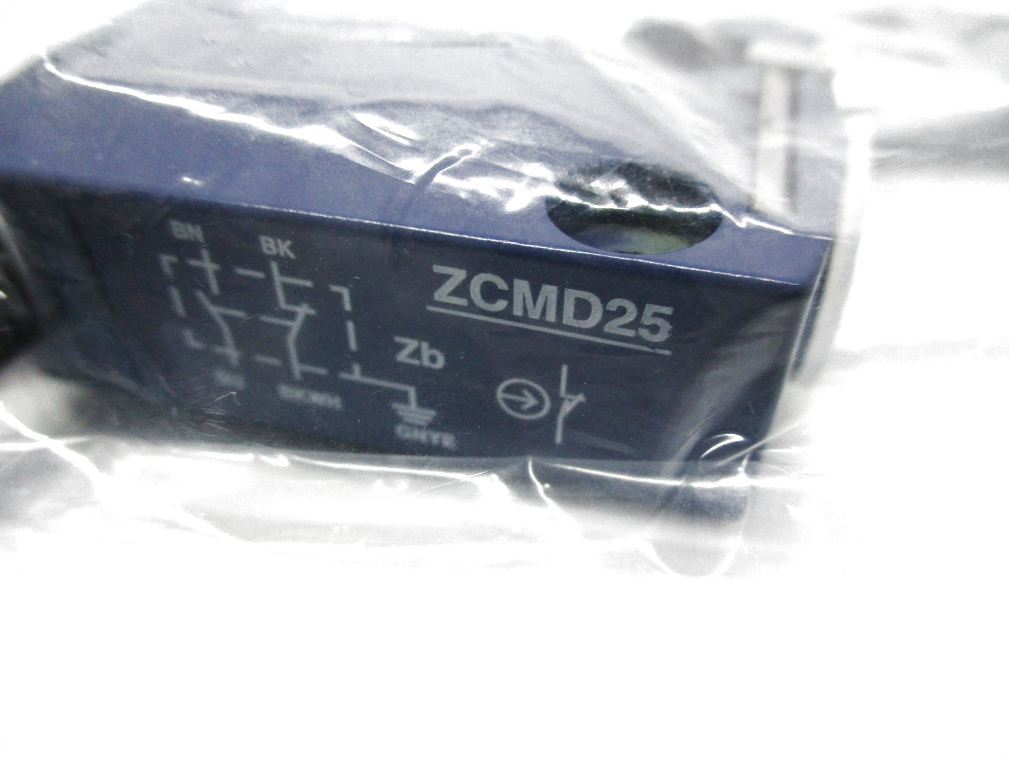 TELEMECANIQUE ZCMD25L1 NSMP