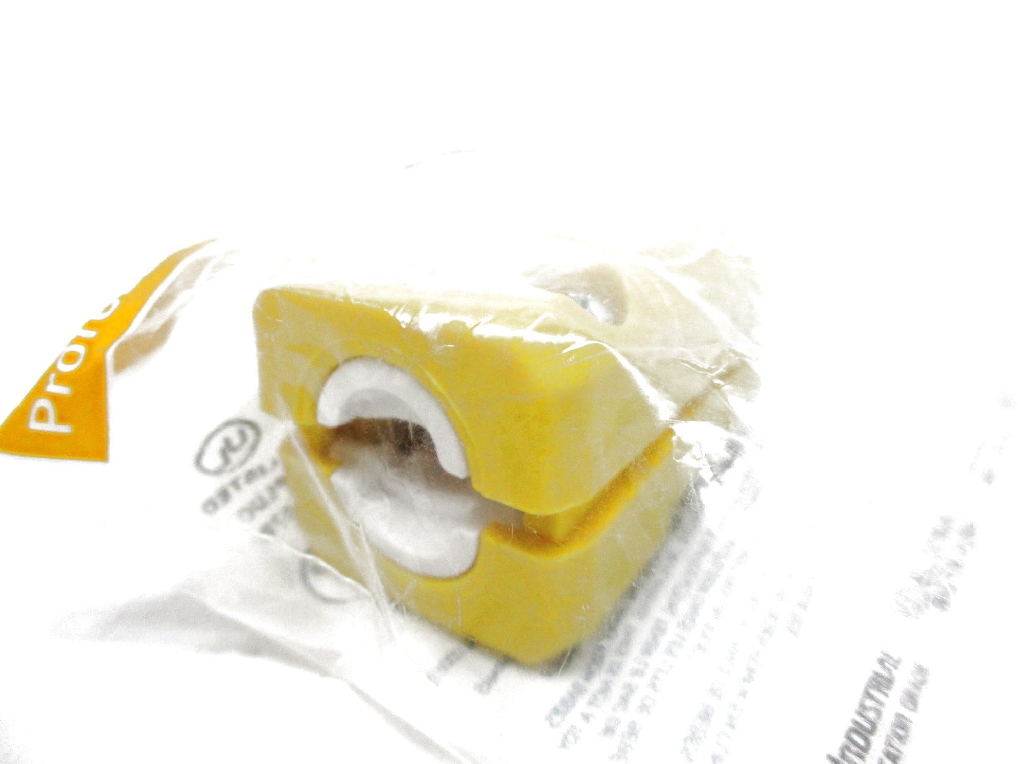 LEVITON 081-5256-VY 125V 15A NSMP