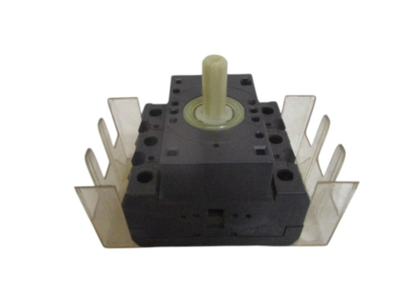 KLOCKNER MOELLER P3-63 CIRCUIT INTERRUPTER (AS PICTURED) UNMP