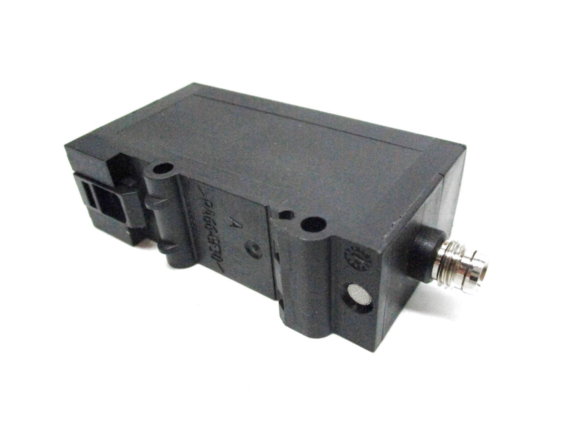 FESTO SDE3-V1D-B-HQ4-2P-M8 NSMP