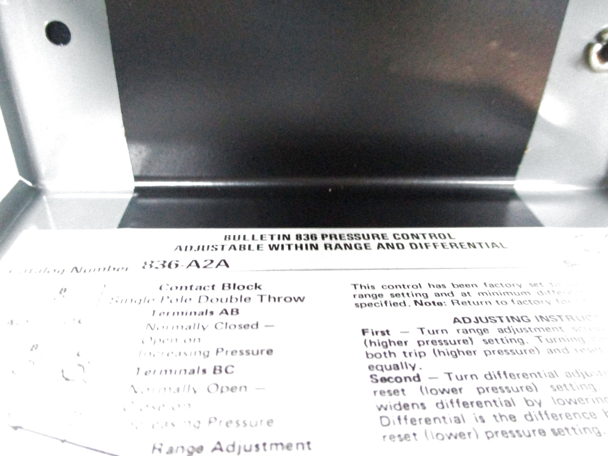 INDUSTRIAL SPARE PART 836-A2A SER. A 600VAC 6-140PSI (BR/YL) NSMP