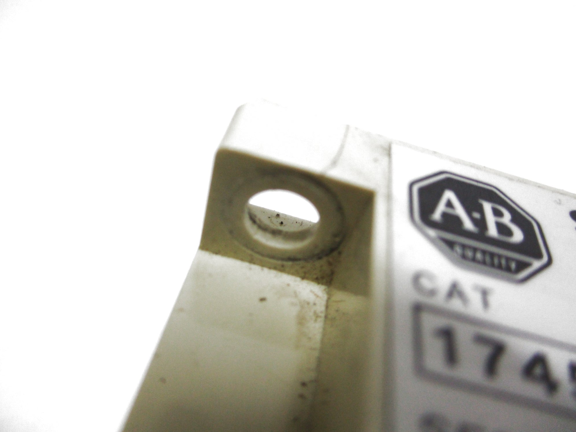 ALLEN BRADLEY 1745-LP153 SER. B F/W: 6 UNMP