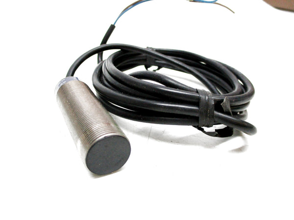 TELEMECANIQUE XS1M18MA230 24-240VAC/DC NSMP