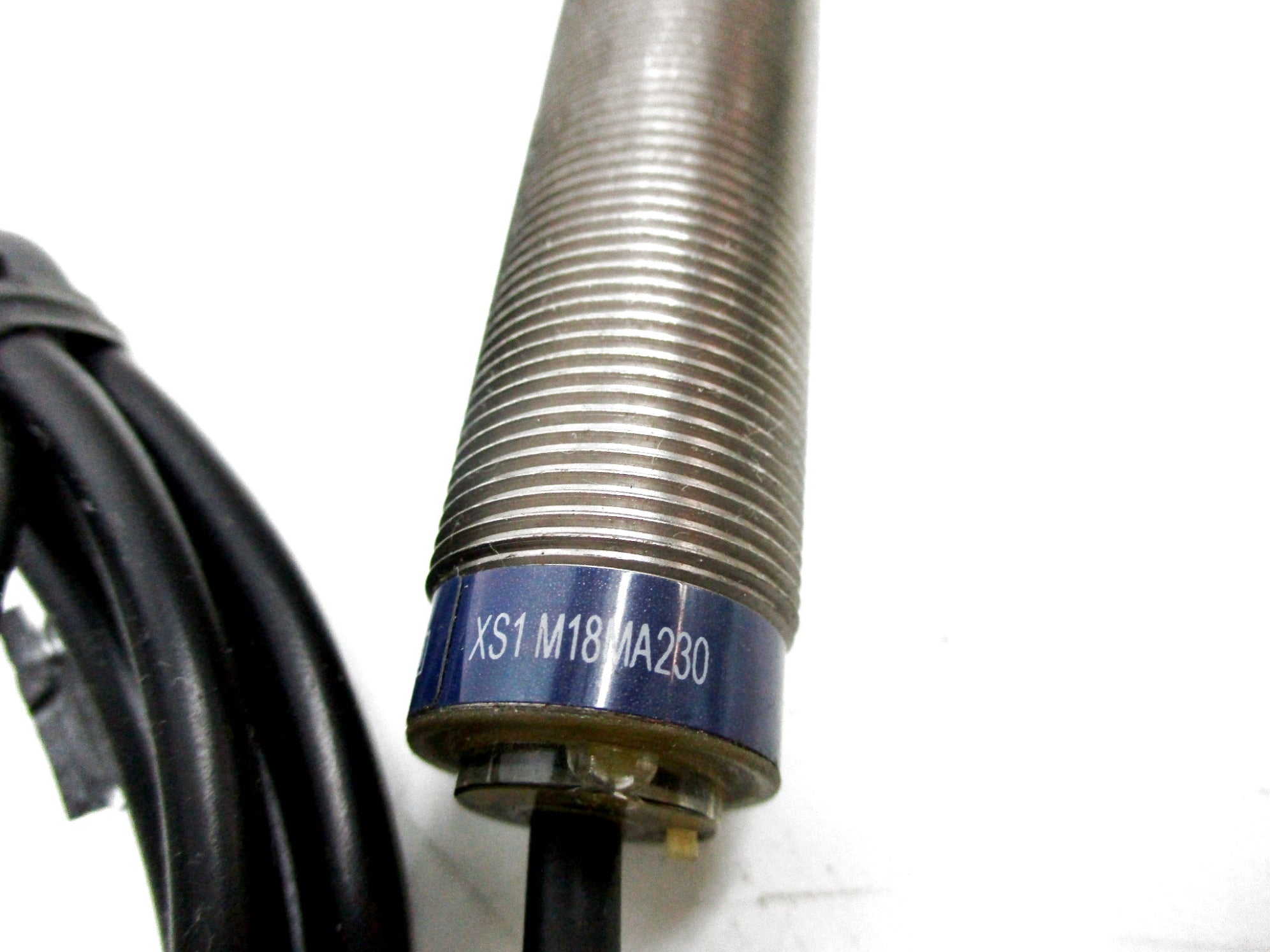 TELEMECANIQUE XS1M18MA230 24-240VAC/DC NSMP