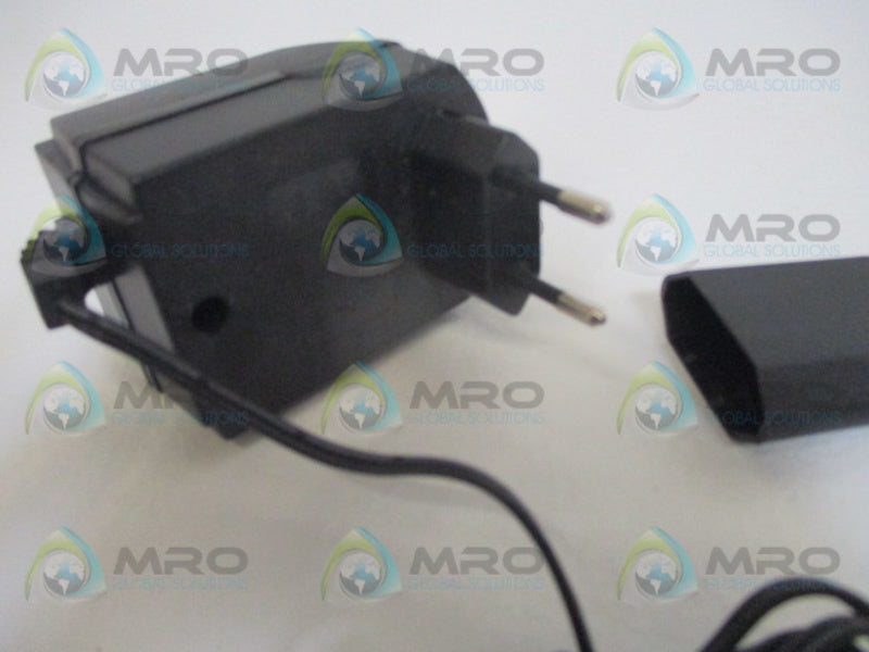 DEVOLO TP15-9V0800A  ADAPTER P/N: 62745 NSNP
