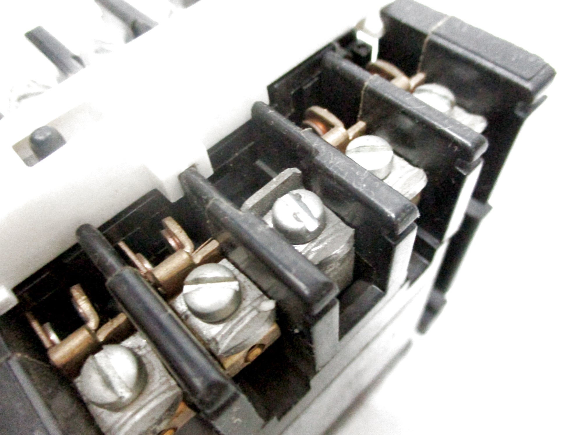 GENERAL ELECTRIC CR120A04002AA SER. A 115V 10A UNMP