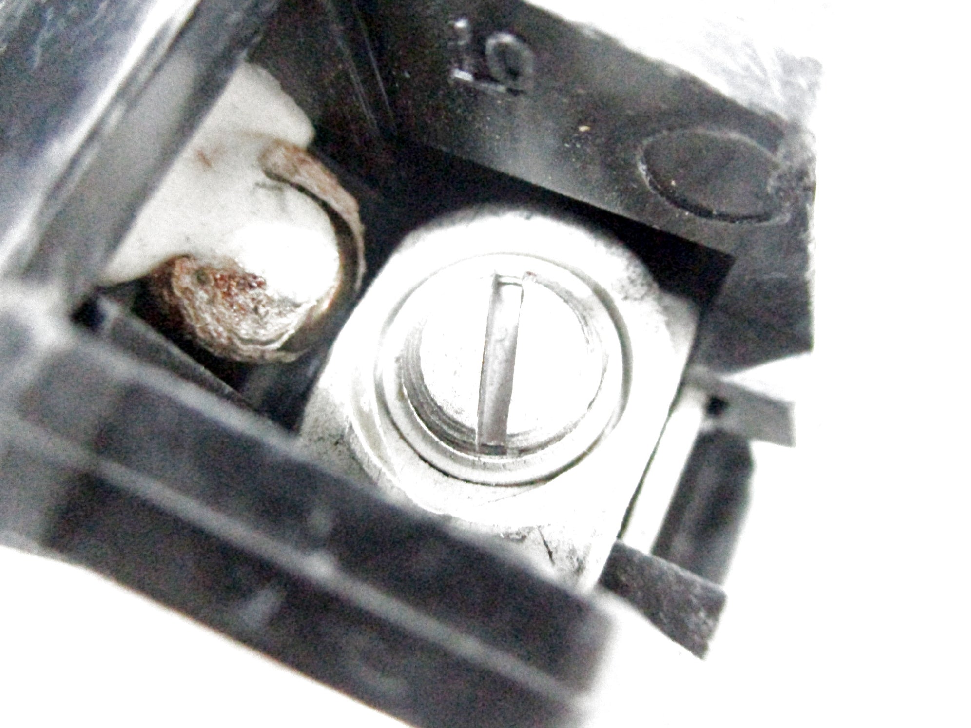 GENERAL ELECTRIC THQC115 120/240VAC 15A UNMP